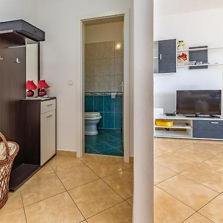 Apartamento 2 Bedroom Gorgeous In *